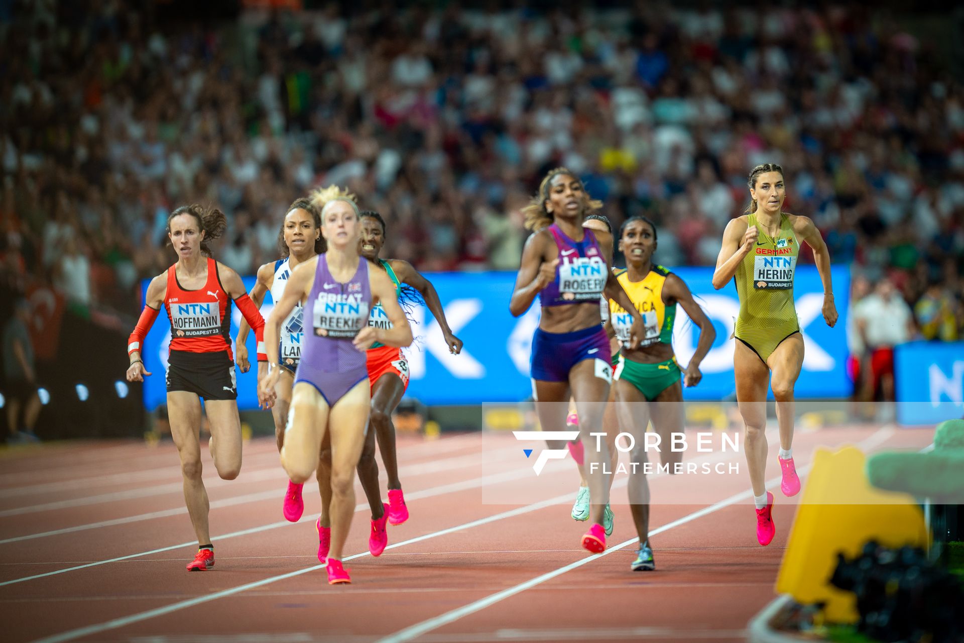 Lore Hoffmann (SUI/Switzerland), Jemma Reekie (GBR/Great Britain & N.I.), Christina Hering (GER/Germany) during the 800 Metres Semi-final Day 7 of the World Athletics Championships Budapest 23 at the National Athletics Centre in Budapest, Hungary on August 25, 2023.
