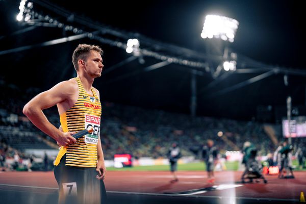 Marvin Schlegel (GER) als Startlaeufer der 4x400m Staffel am 20.08.2022 bei den Leichtathletik-Europameisterschaften in Muenchen