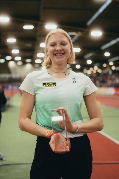 Jolanda Kallabis (FT 1844 Freiburg) bei den Deutschen Leichtathletik-Hallenmeisterschaften am 19.02.2023 in der Helmut-Koernig-Halle in Dortmund