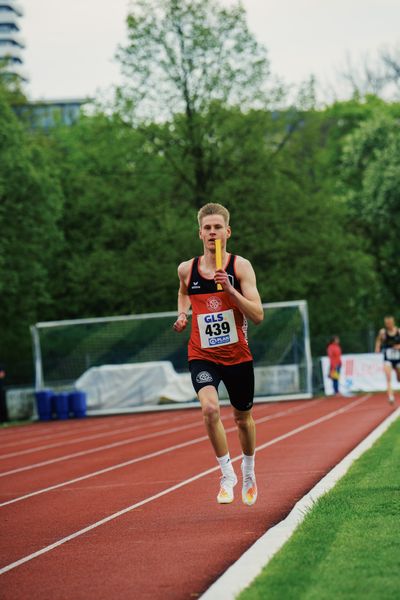 Mika Pikutzki (LG Osnabrueck) am 29.04.2023 bei den deutschen Meisterschaften Langstaffel in Bietigheim-Bissingen