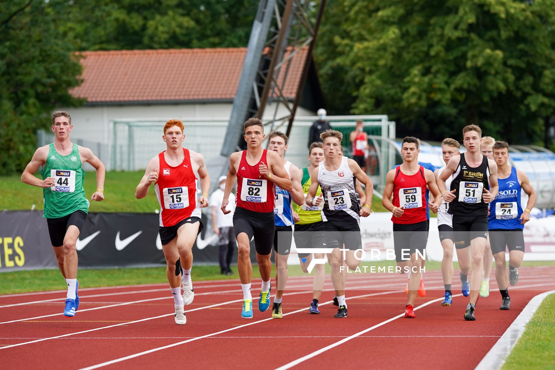 1500m der U18 mit Maximilian Karsten (VfL Wolfsburg), Simon Buethe (LC Paderborn), Tyrel Prenz (SC Potsdam), Ferdinand Eichholz (LG Filder), Bjoern Langer (LG Wettenberg), Sebastian Kottmann (LG Stadtwerke Muenchen), Moritz Eisold (LG Tuttlingen-Fridingen); Deutsche Leichtathletik-Mehrkampfmeisterschaften (Tag 2) am 22.08.2020 in Vaterstetten (Bayern)