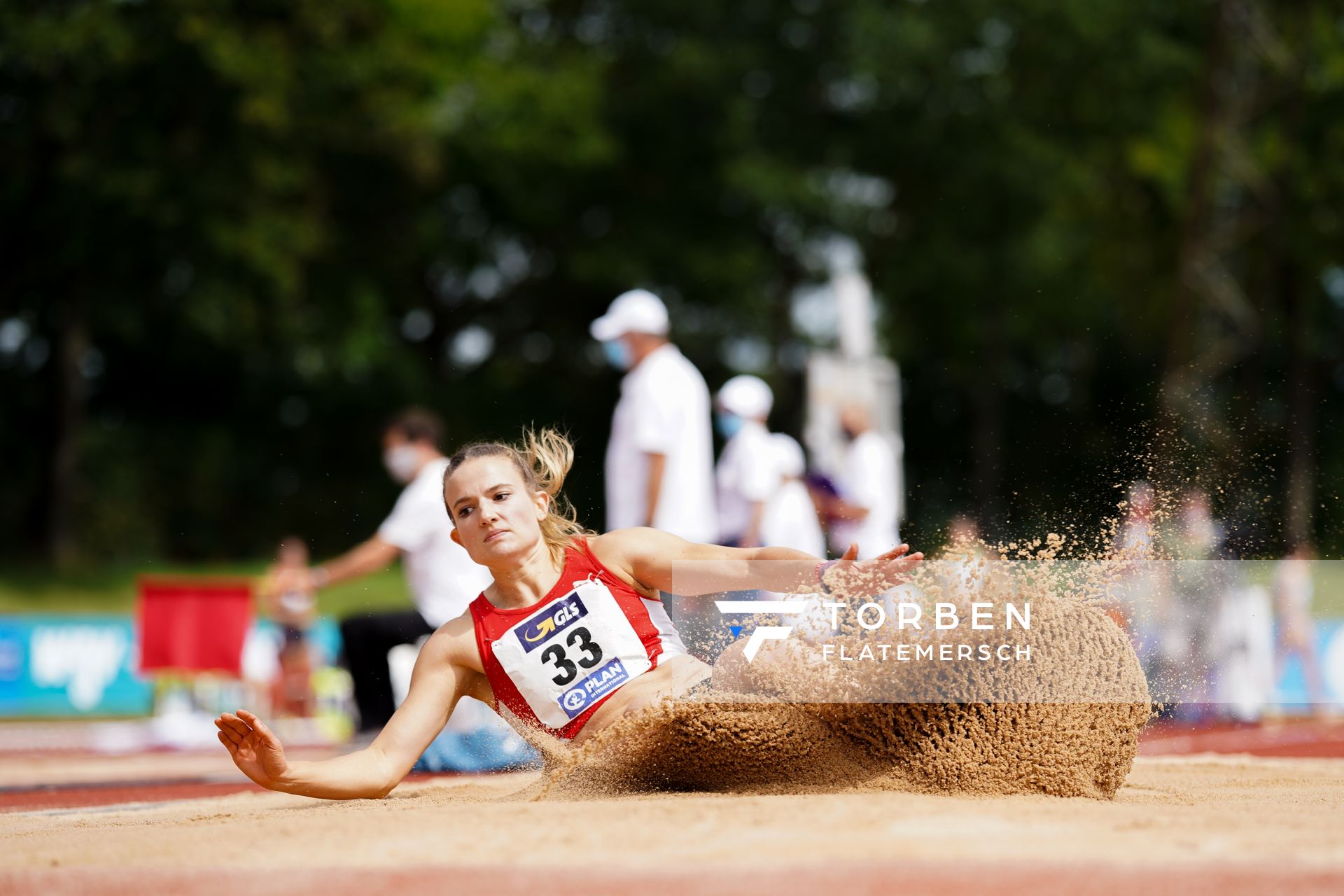 Vanessa Grimm (Koenigsteiner LV) im Weitsprung; Deutsche Leichtathletik-Mehrkampfmeisterschaften (Tag 3) am 23.08.2020 in Vaterstetten (Bayern)