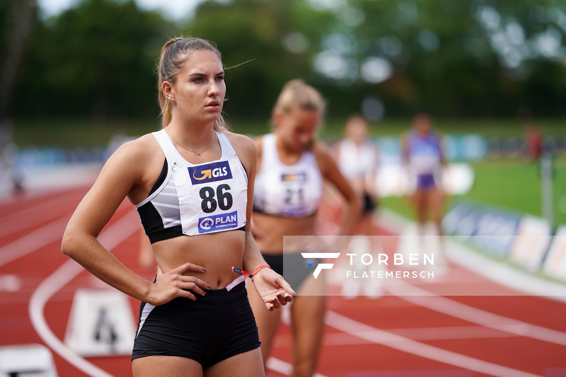 Cora Reitbauer (LG Filder) beim 800m Lauf Deutsche Leichtathletik-Mehrkampfmeisterschaften (Tag 3) am 23.08.2020 in Vaterstetten (Bayern)