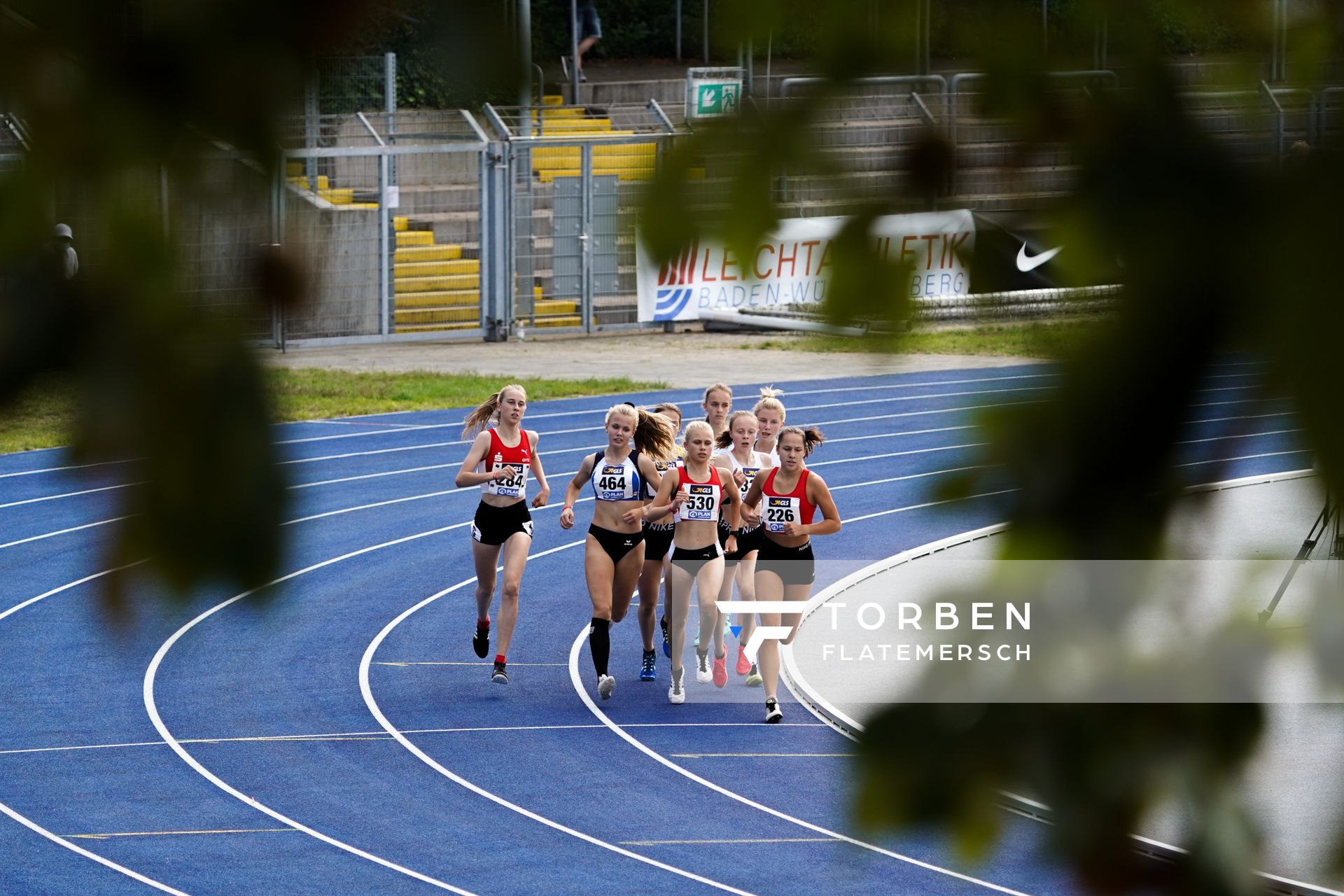 1500m Vorlauf mit Louisa Hassel (LG Olympia Dortmund), Ida Lefering (LG Coesfeld), Lisa Merkel (LG Region Karlsruhe), Jessica Geywitz (TSV Erbach) am 04.09.2020 waehrend den deutschen Leichtathletik-Jugendmeisterschaften im Frankenstadion in Heilbronn (Tag1)