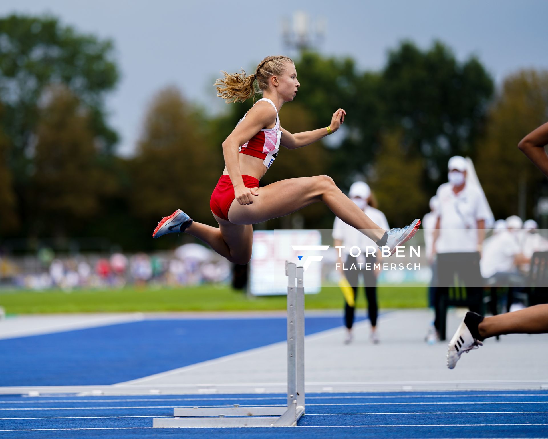 Viviane Heilmann (Sportclub Magdeburg) ueber 400m Huerden am 05.09.2020 waehrend den deutschen Leichtathletik-Jugendmeisterschaften im Frankenstadion in Heilbronn (Tag2)