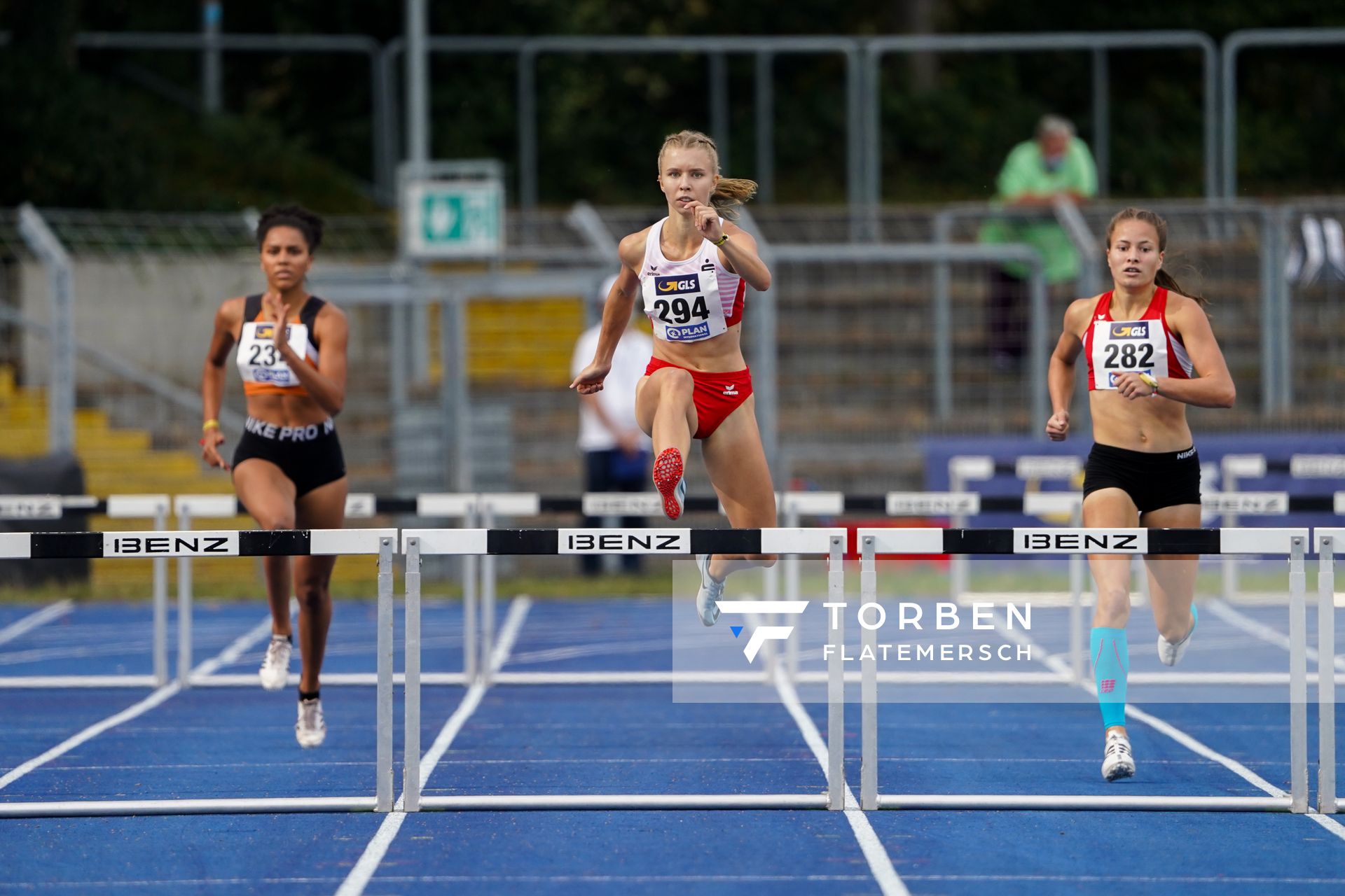 Viviane Heilmann (Sportclub Magdeburg) ueber 400m Huerden am 05.09.2020 waehrend den deutschen Leichtathletik-Jugendmeisterschaften im Frankenstadion in Heilbronn (Tag2)