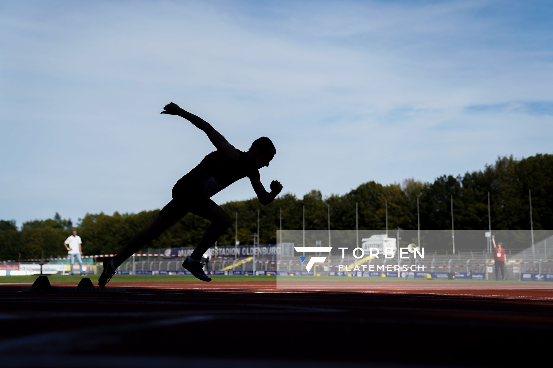 Florian Kroll (LG Osnabrueck) ueber 400m am 19.09.2020 waehrend den niedersaechsischen Leichtathletik-Landesmeisterschaften U18/U20 im Stadion am Marschweg in Oldenburg (Tag 1)