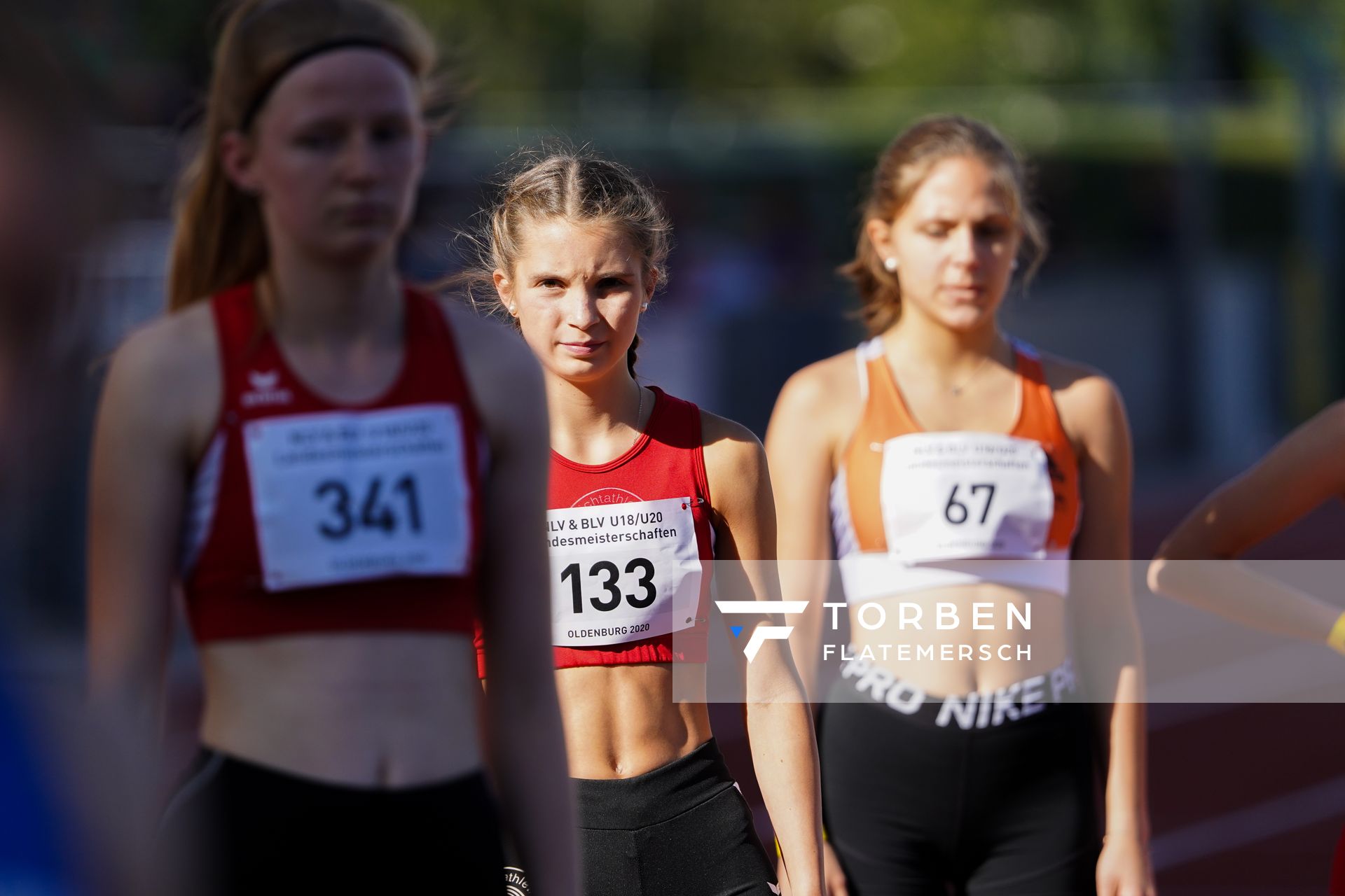 Laura-Marie Brockmann (LG Osnabrueck) ueber 800m am 19.09.2020 waehrend den niedersaechsischen Leichtathletik-Landesmeisterschaften U18/U20 im Stadion am Marschweg in Oldenburg (Tag 1)