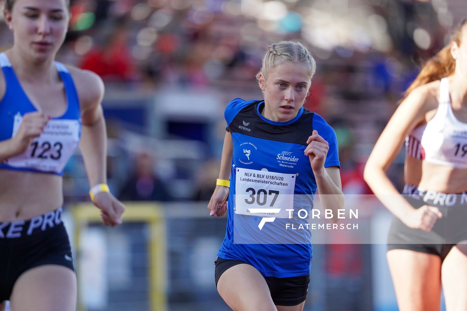 Ronja Funck (TV Jahn Walsrode) am 19.09.2020 waehrend den niedersaechsischen Leichtathletik-Landesmeisterschaften U18/U20 im Stadion am Marschweg in Oldenburg (Tag 1)