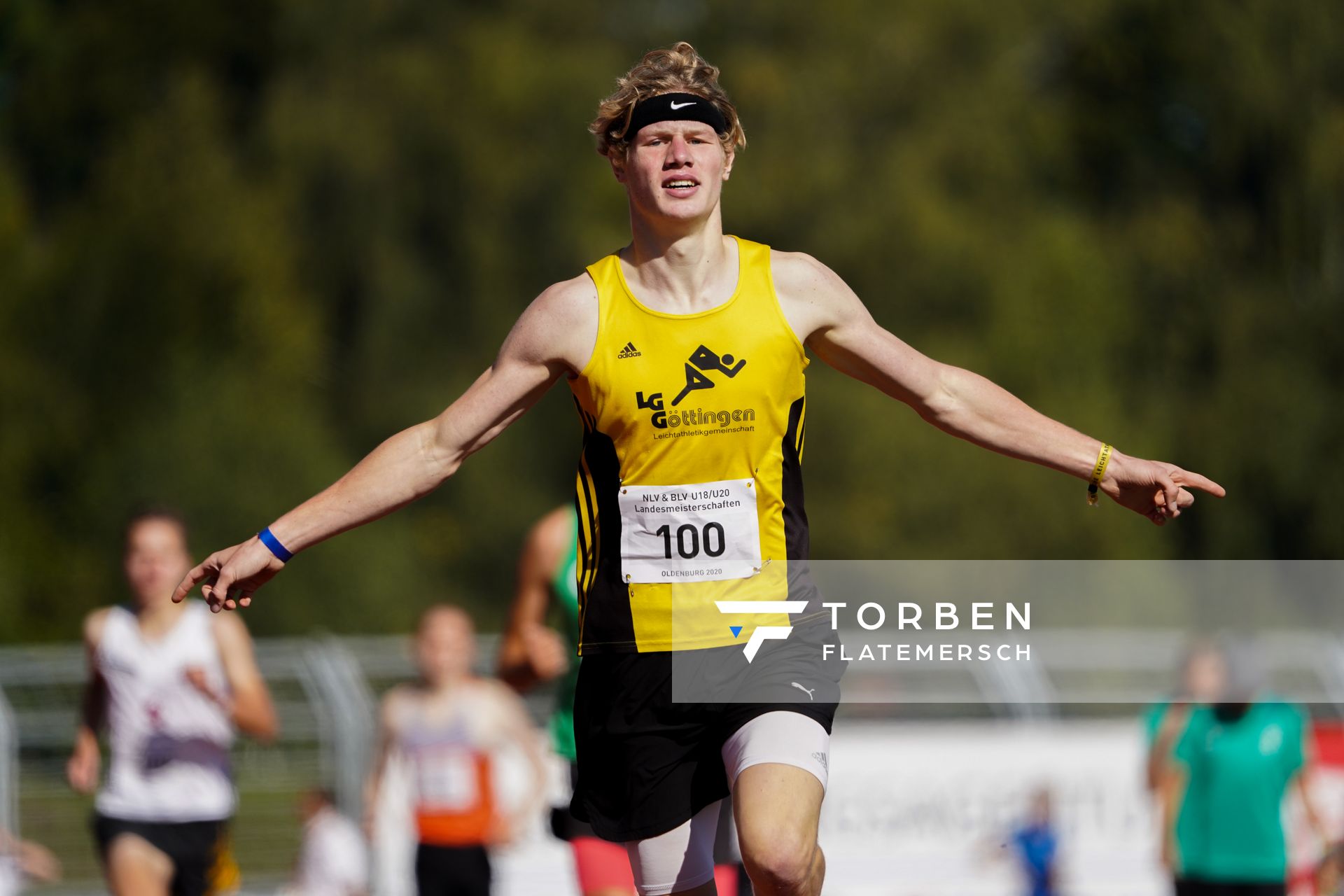 Maik Bruse (LG Goettingen) gewinnt die 1500m am 20.09.2020 waehrend den niedersaechsischen Leichtathletik-Landesmeisterschaften U18/U20 im Stadion am Marschweg in Oldenburg (Tag 2)