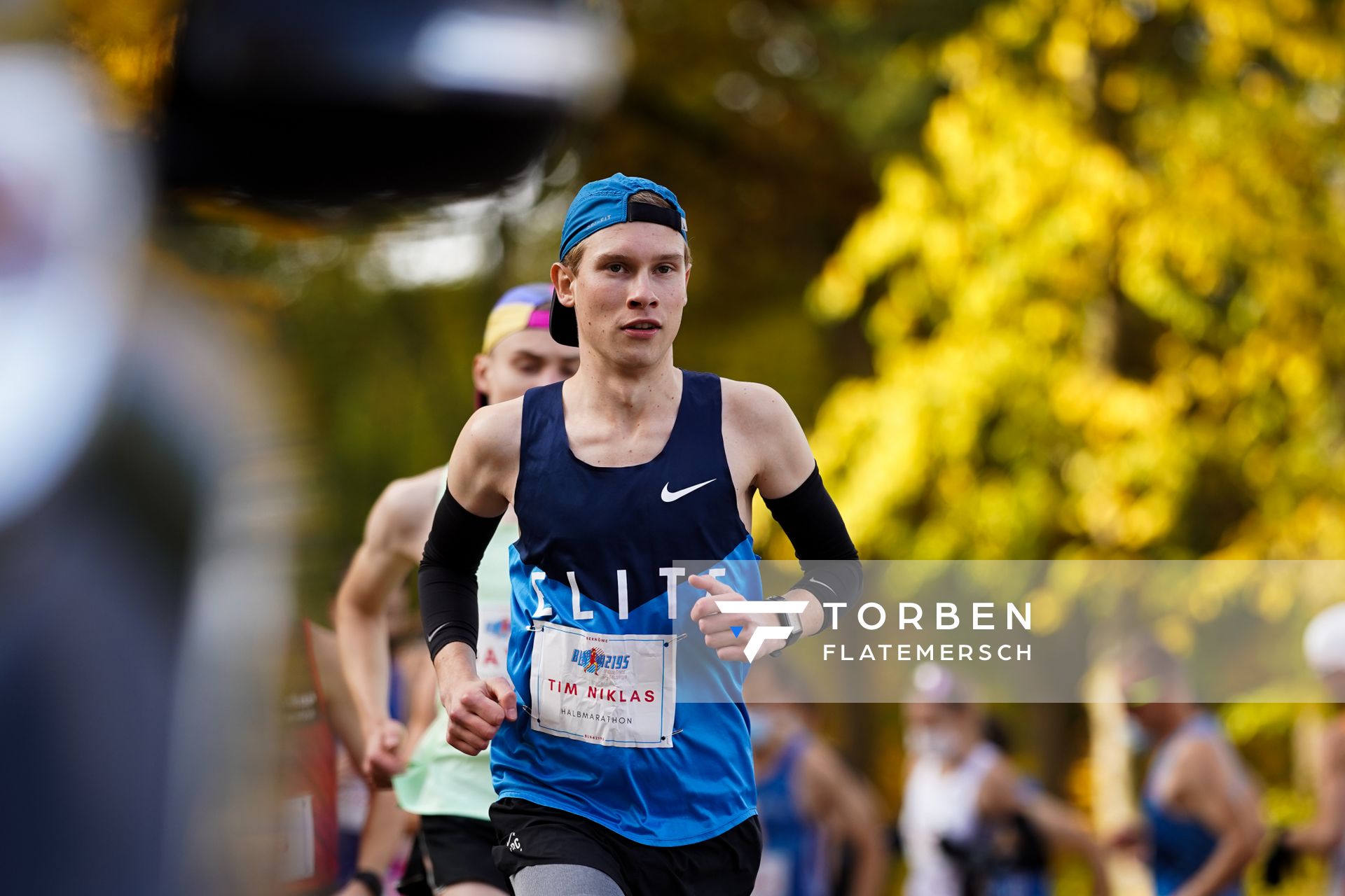 Tim-Niklas Schwippel (LG Braunschweig) am 25.10.2020 beim BLN 42195 Halbmarathon & Marathon in Bernoewe (Stadt Oranienburg)