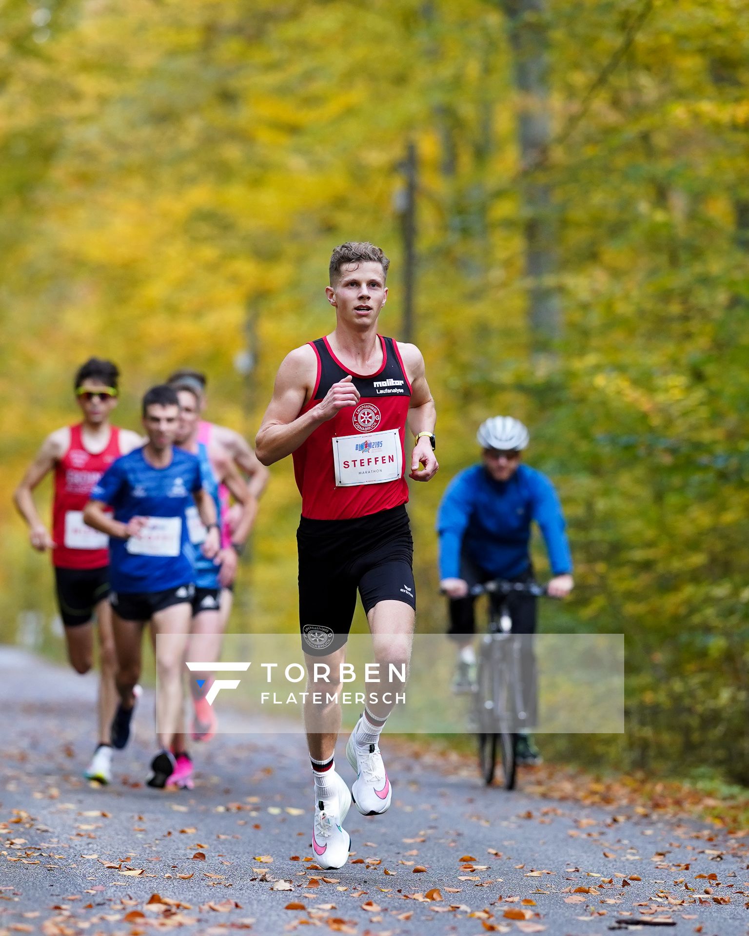 Steffen Riestepatt (LG Osnabrueck) bei am 25.10.2020 beim BLN 42195 Halbmarathon & Marathon in Bernoewe (Stadt Oranienburg)