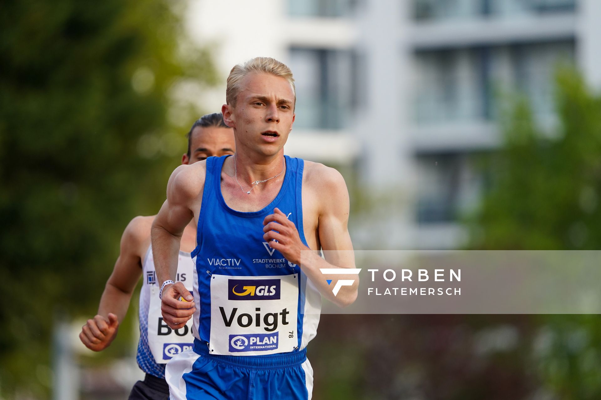 Nils Voigt (TV Wattenscheid 01) am 01.05.2021 waehrend der Deutschen Meisterschaften Langstrecke im Otto-Schott-Sportzentrum in Mainz