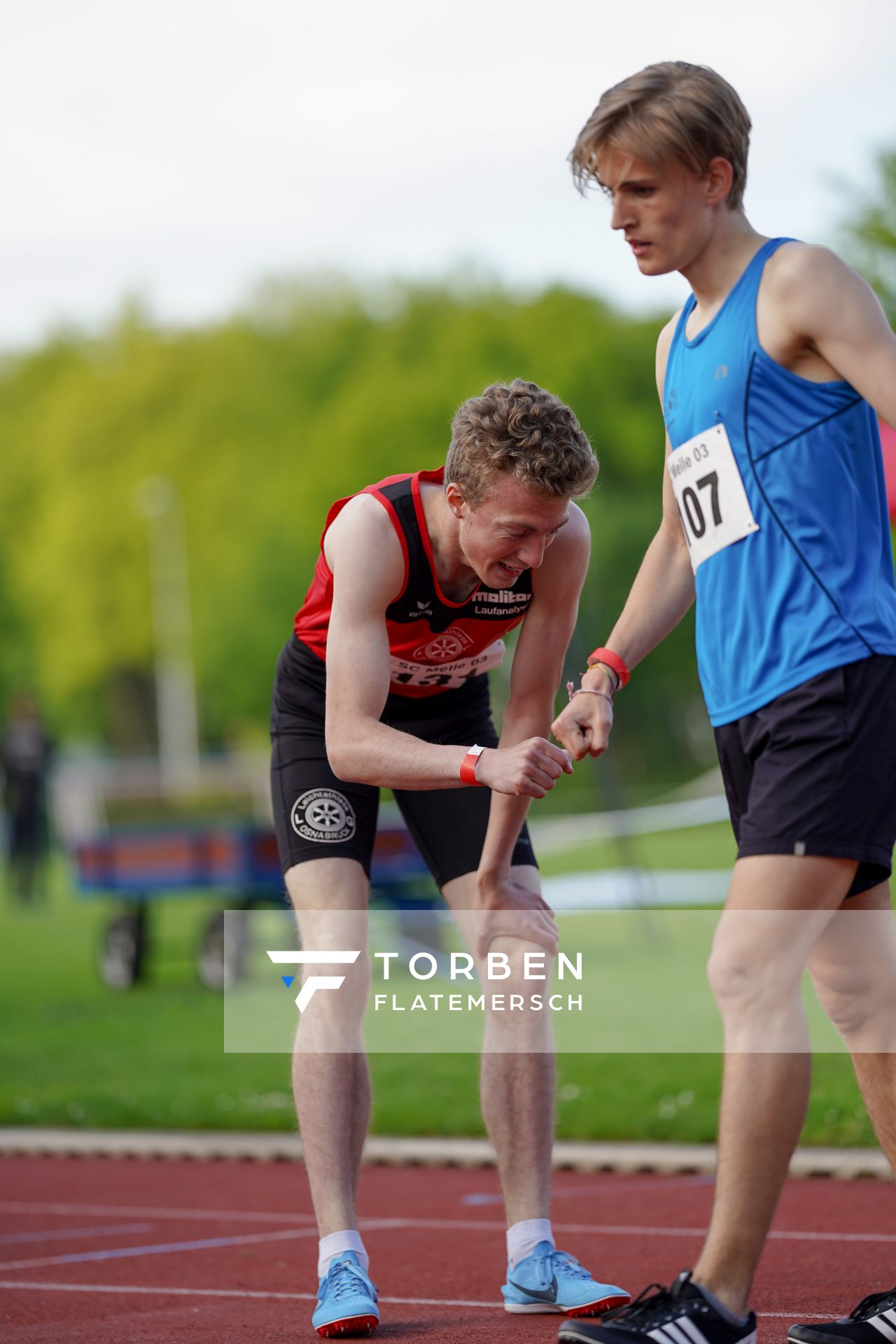 Andre Rohling (LG Osnabrueck) nach den 800m am 29.05.2021 waehrend des Frank Ruediger Sportfestes auf dem Carl-Starcke-Platz in Melle