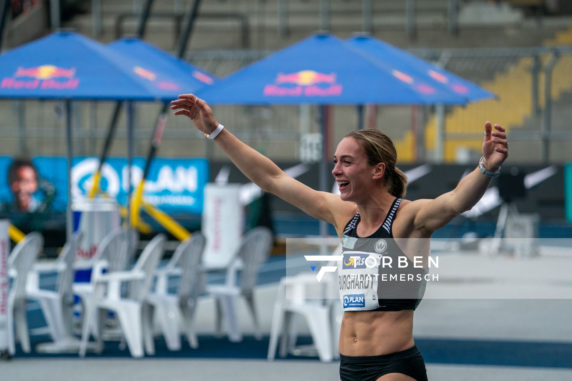 Alexandra Burghardt (LG Gendorf Wacker Burghausen) am 05.06.2021 waehrend den deutschen Leichtathletik-Meisterschaften 2021 im Eintracht-Stadion in Braunschweig