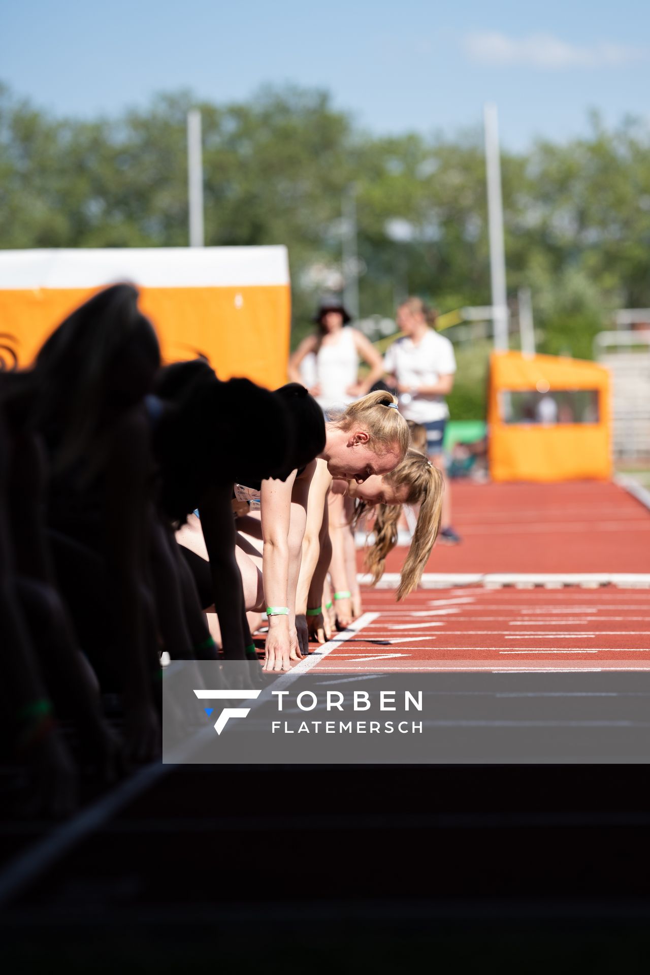 Impression - Start 100m am 19.06.2021 waehrend den NLV + BLV Landesmeisterschaften im Jahnstadion in Göttingen