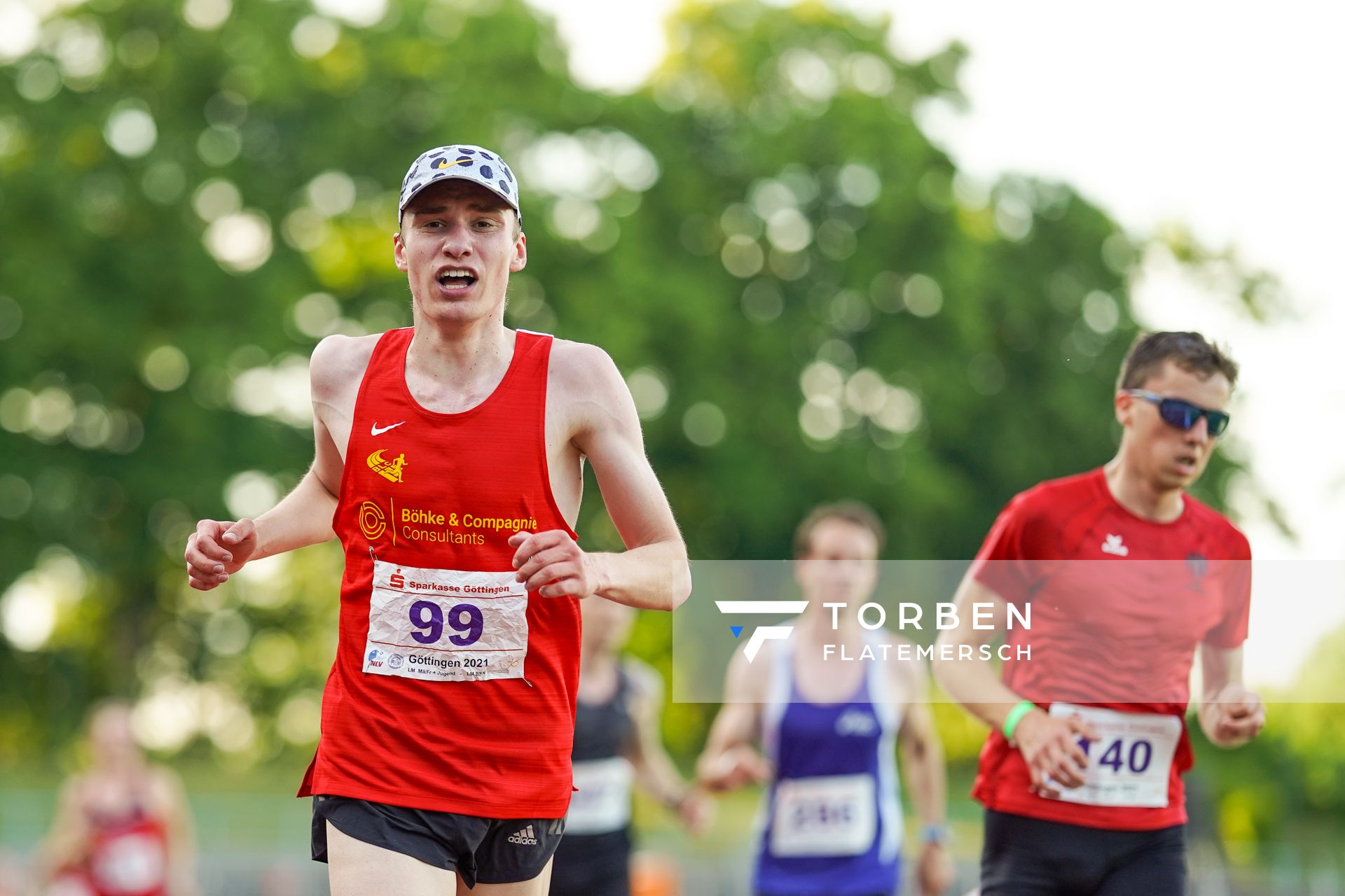 David Brecht (Braunschweiger Laufclub) gewinnt die 5000m am 19.06.2021 waehrend den NLV + BLV Landesmeisterschaften im Jahnstadion in Göttingen