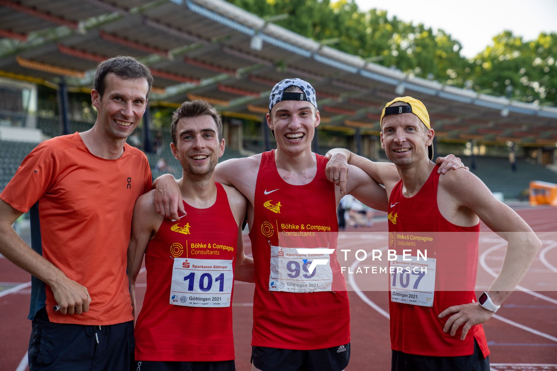 Mattia Guglielmi (Braunschweiger Laufclub), David Brecht (Braunschweiger Laufclub), Dominik Schrader (Braunschweiger Laufclub) am 19.06.2021 waehrend den NLV + BLV Landesmeisterschaften im Jahnstadion in Göttingen