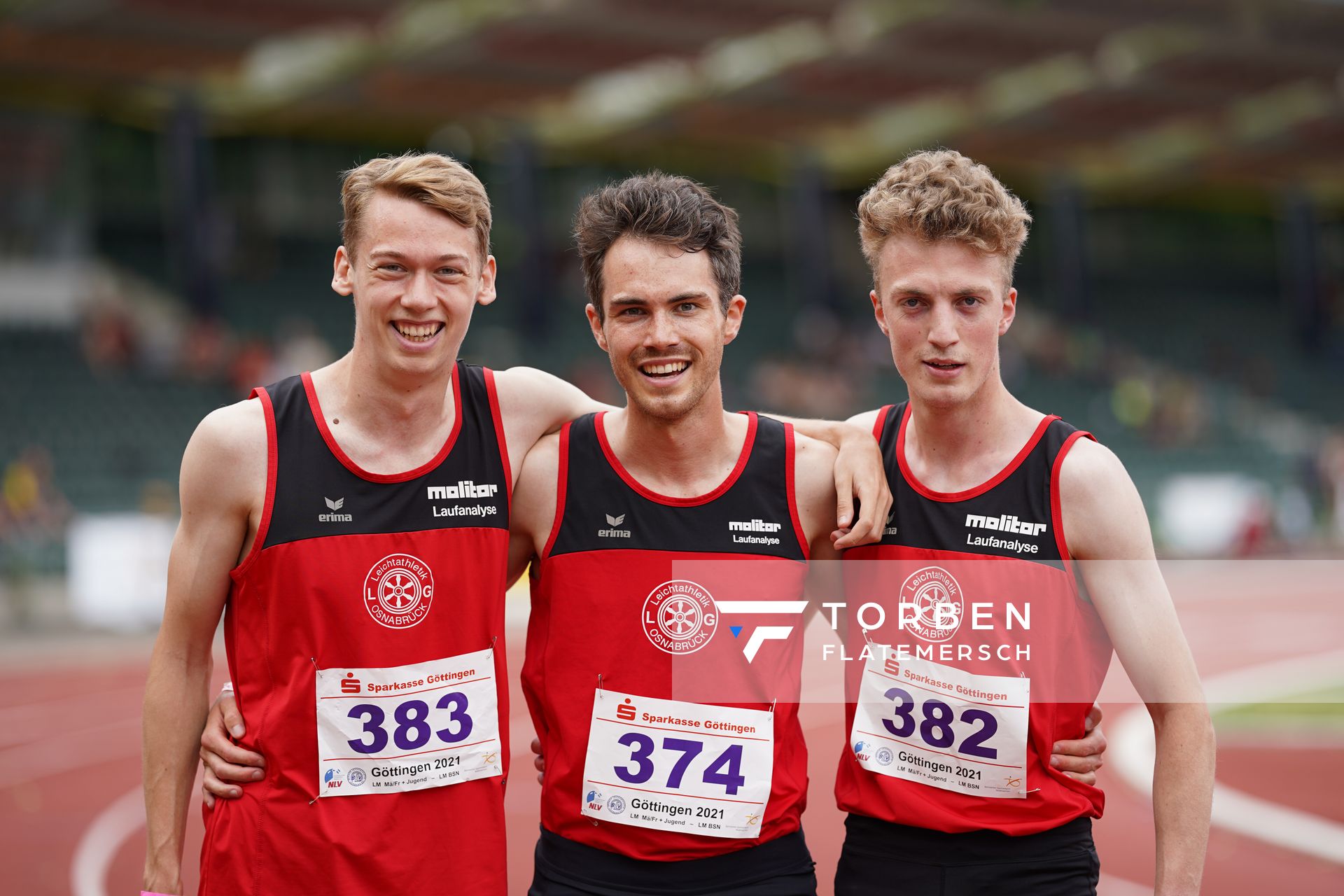 Das 800m-Trio der LG Osnabrueck: Erik Siemer (LG Osnabrueck), Marvin Dierker (LG Osnabrueck) und Andre Rohling (LG Osnabrueck) am 20.06.2021 waehrend den NLV + BLV Landesmeisterschaften im Jahnstadion in Göttingen