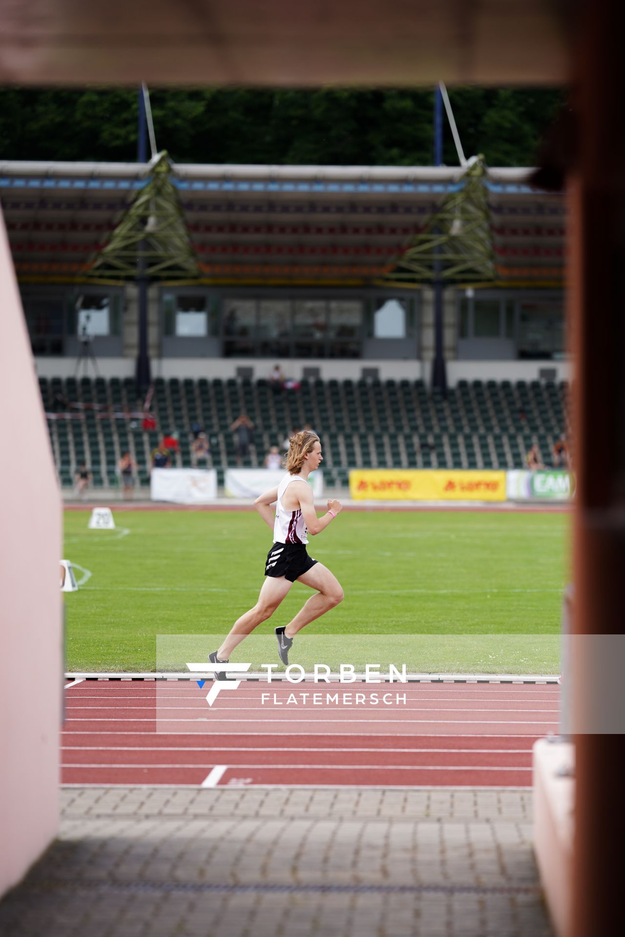 Paul Langkopf (SC Melle 03) am 20.06.2021 waehrend den NLV + BLV Landesmeisterschaften im Jahnstadion in Göttingen