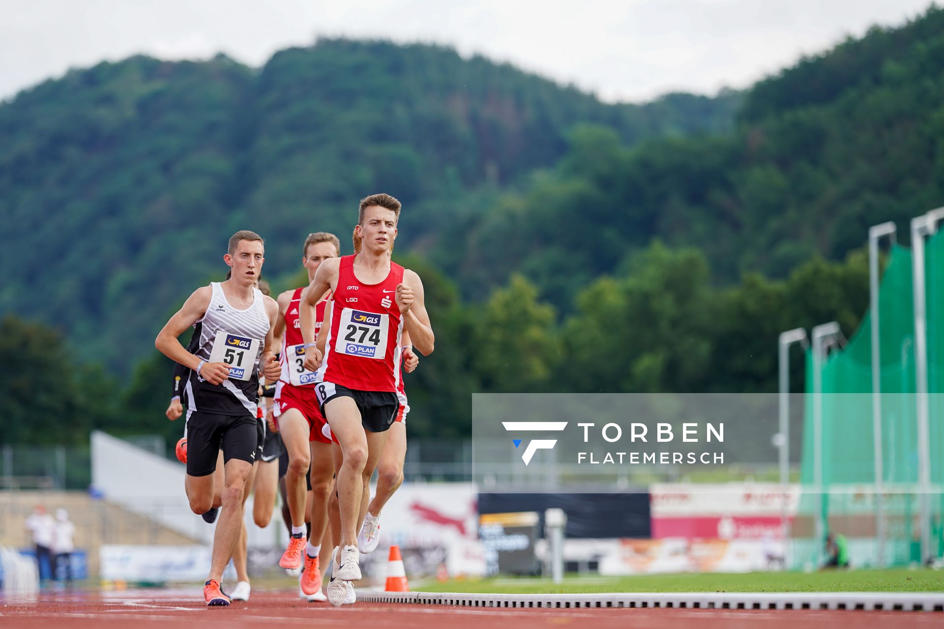 Elias Schreml (LG Olympia Dortmund), Benjamin Dern (LAZ Birkenfeld) am 26.06.2021 waehrend den deutschen U23 Leichtathletik-Meisterschaften 2021 im Stadion Oberwerth in Koblenz