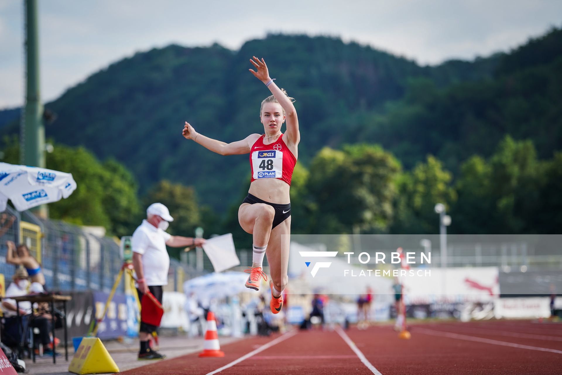 Imke Daalmann (TSV Bayer 04 Leverkusen) im Dreisprung am 26.06.2021 waehrend den deutschen U23 Leichtathletik-Meisterschaften 2021 im Stadion Oberwerth in Koblenz