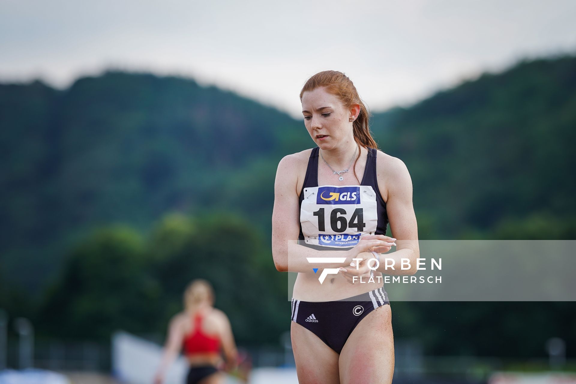 Sarah-Michelle Kudla (SCC Berlin) im Dreisprung am 26.06.2021 waehrend den deutschen U23 Leichtathletik-Meisterschaften 2021 im Stadion Oberwerth in Koblenz