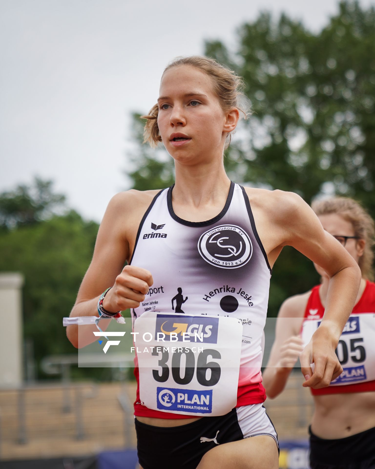 Svea Timm (Lueneburger SV) ueber 5000m am 27.06.2021 waehrend den deutschen U23 Leichtathletik-Meisterschaften 2021 im Stadion Oberwerth in Koblenz