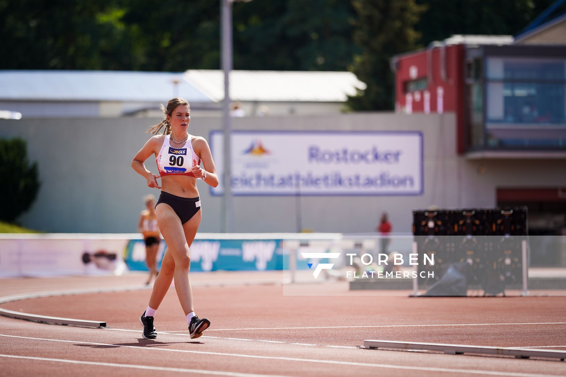 Geherin Alina Leipe (SC Potsdam) am 30.07.2021 waehrend den deutschen Leichtathletik-Jugendmeisterschaften 2021 in Rostock