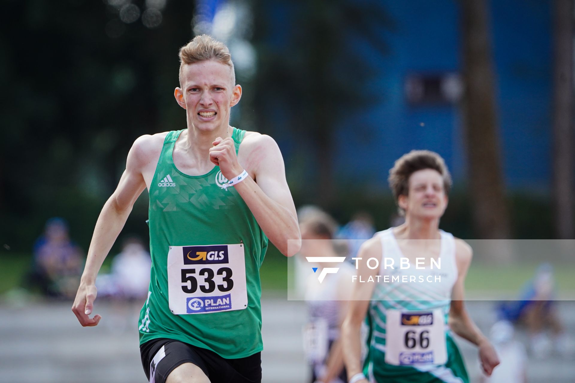 Louis Quarata (VfL Wolfsburg) ueber 400m am 30.07.2021 waehrend den deutschen Leichtathletik-Jugendmeisterschaften 2021 in Rostock