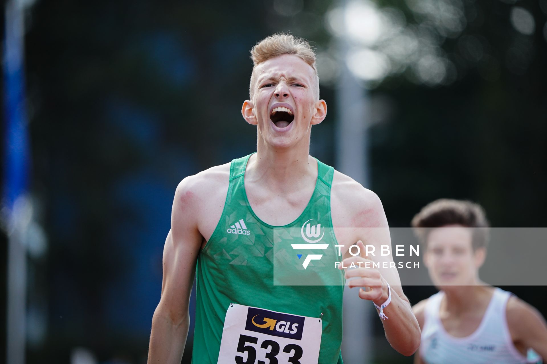 Louis Quarata (VfL Wolfsburg) ueber 400m am 30.07.2021 waehrend den deutschen Leichtathletik-Jugendmeisterschaften 2021 in Rostock