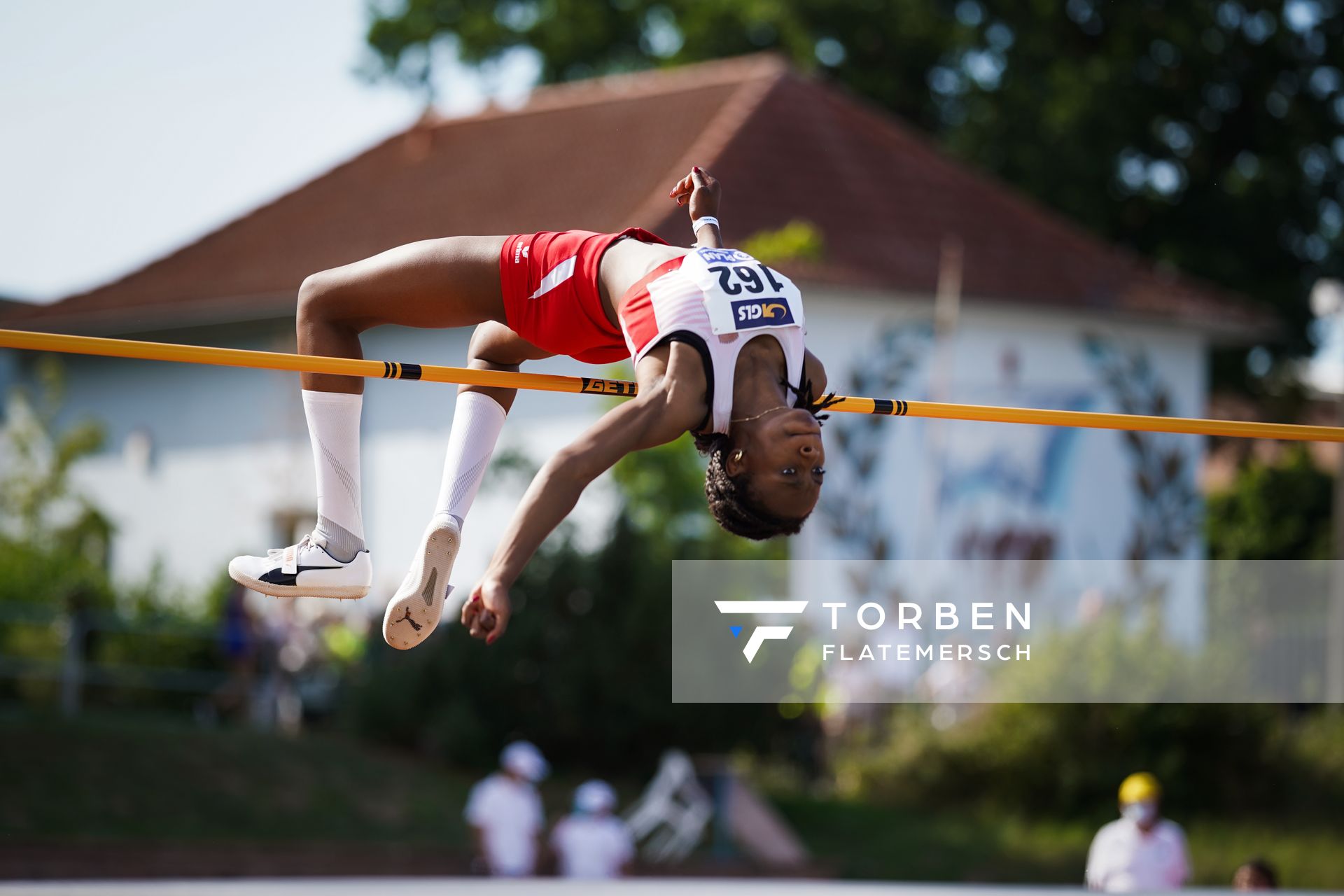 Blessing Enatoh (TSV Spandau 1860) im Hochsprung am 30.07.2021 waehrend den deutschen Leichtathletik-Jugendmeisterschaften 2021 in Rostock