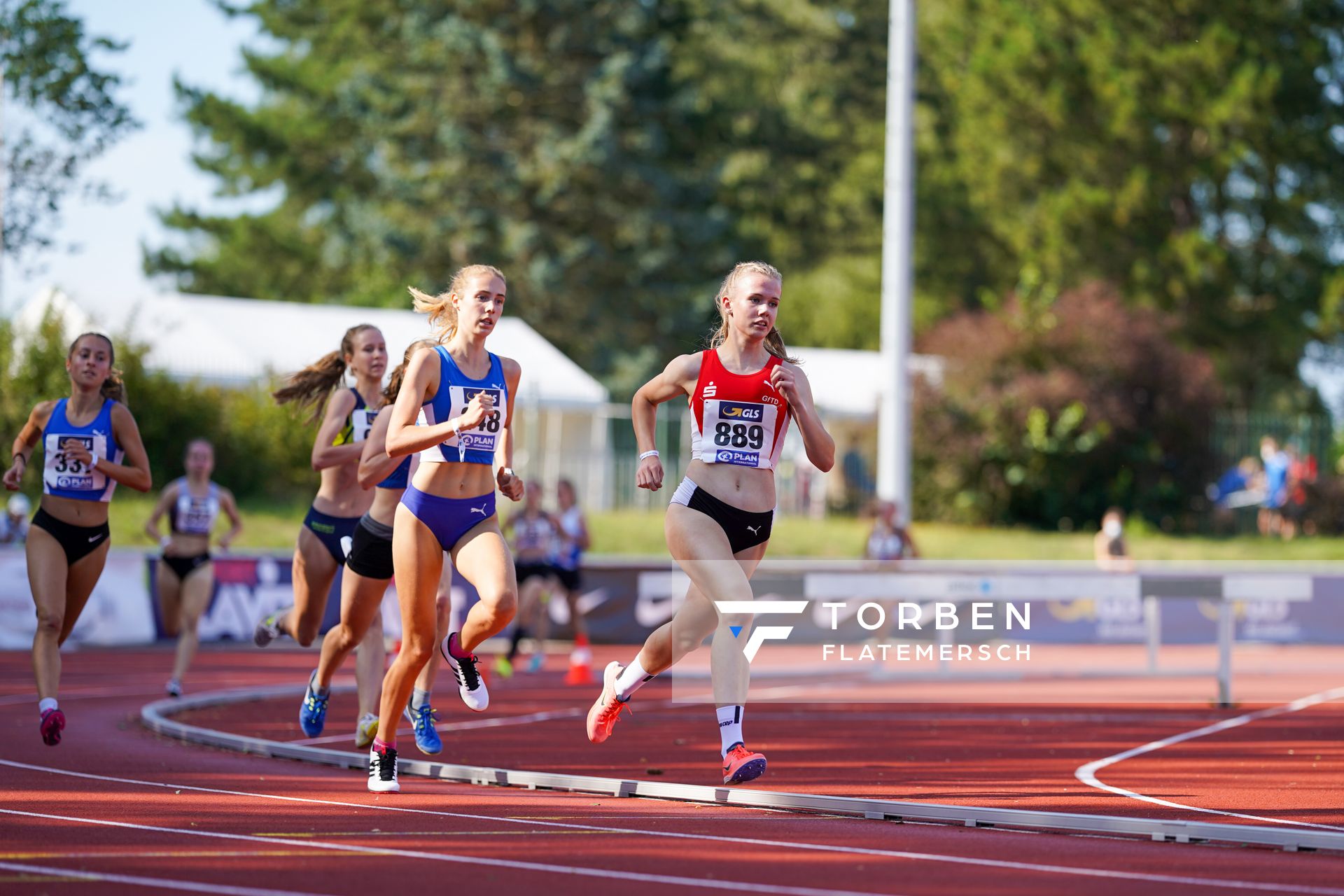 Ida Lefering (LG Olympia Dortmund) im 1500m Vorlauf am 30.07.2021 waehrend den deutschen Leichtathletik-Jugendmeisterschaften 2021 in Rostock