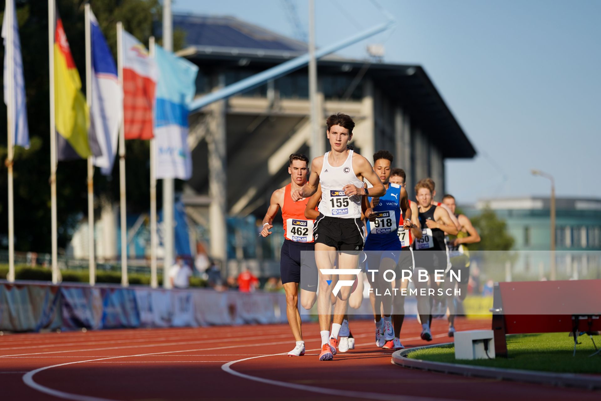 Theodor Schucht (SCC Berlin), Felix Ebel (Emder Laufgemeinschaft) ueber 5000m am 30.07.2021 waehrend den deutschen Leichtathletik-Jugendmeisterschaften 2021 in Rostock