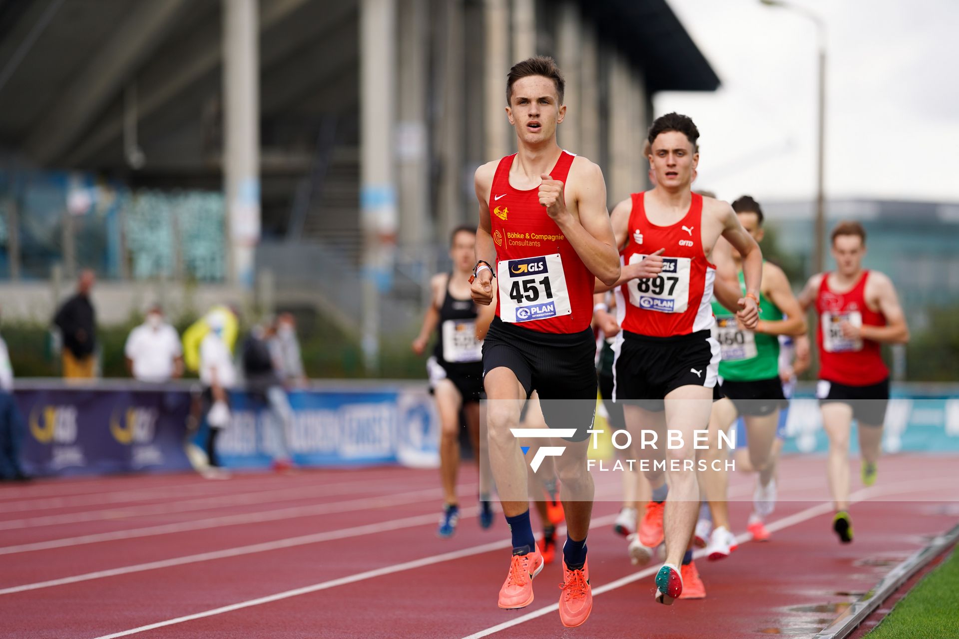 Tim Kalies (Braunschweiger Laufclub) im 1500m Finale am 31.07.2021 waehrend den deutschen Leichtathletik-Jugendmeisterschaften 2021 in Rostock (Tag 2)