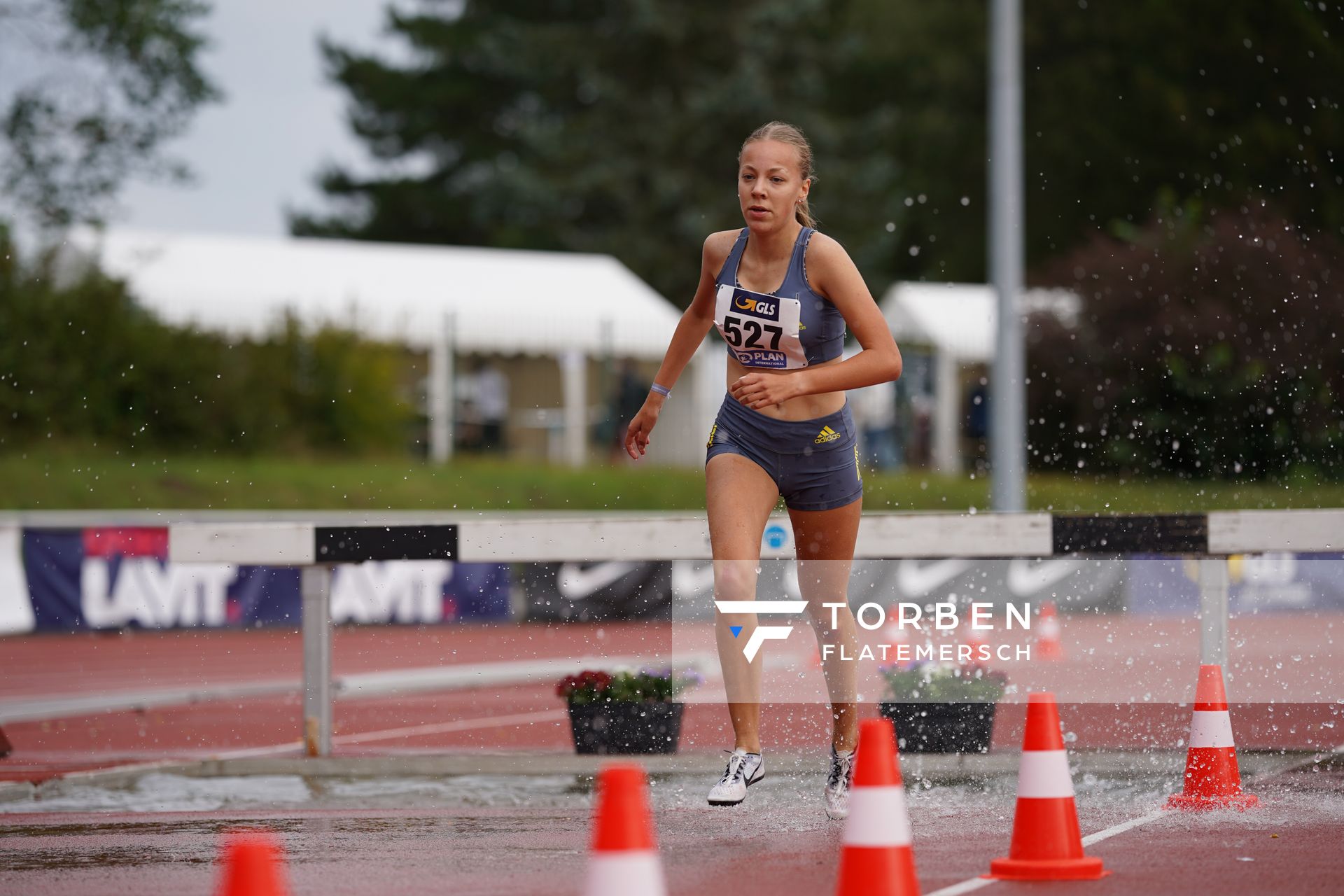 Sophie Hinrichs (VfL Loeningen) am 01.08.2021 waehrend den deutschen Leichtathletik-Jugendmeisterschaften 2021 in Rostock (Tag 3)