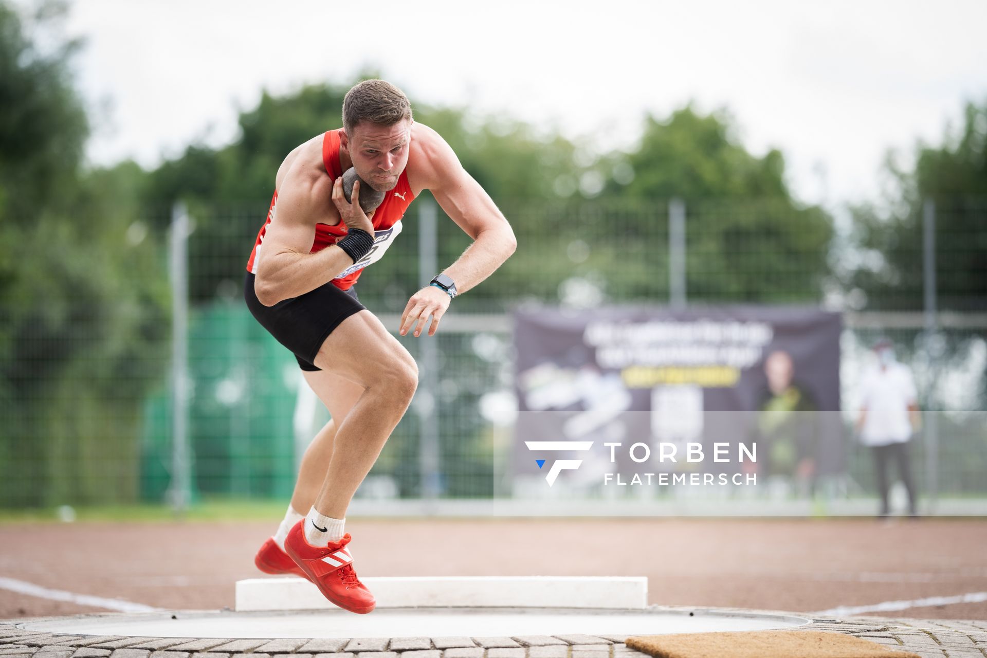 Nils Kruse (LG Region Karlsruhe) beim Kugelstossen am 21.08.2021 bei den Deutschen Meisterschaften Mehrkampf im Auestadion in Wesel (Tag 2)
