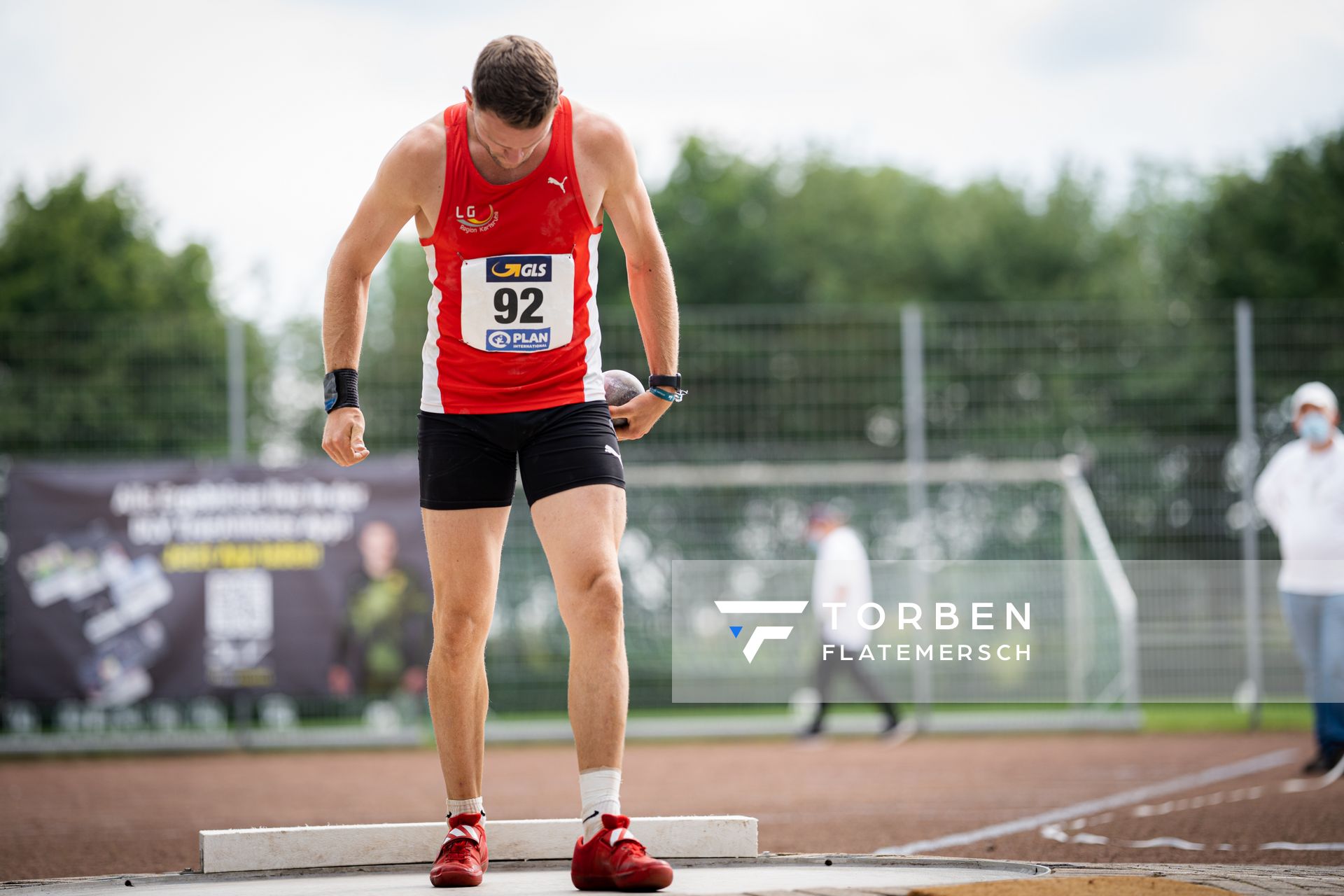 Nils Kruse (LG Region Karlsruhe) beim Kugelstossen am 21.08.2021 bei den Deutschen Meisterschaften Mehrkampf im Auestadion in Wesel (Tag 2)