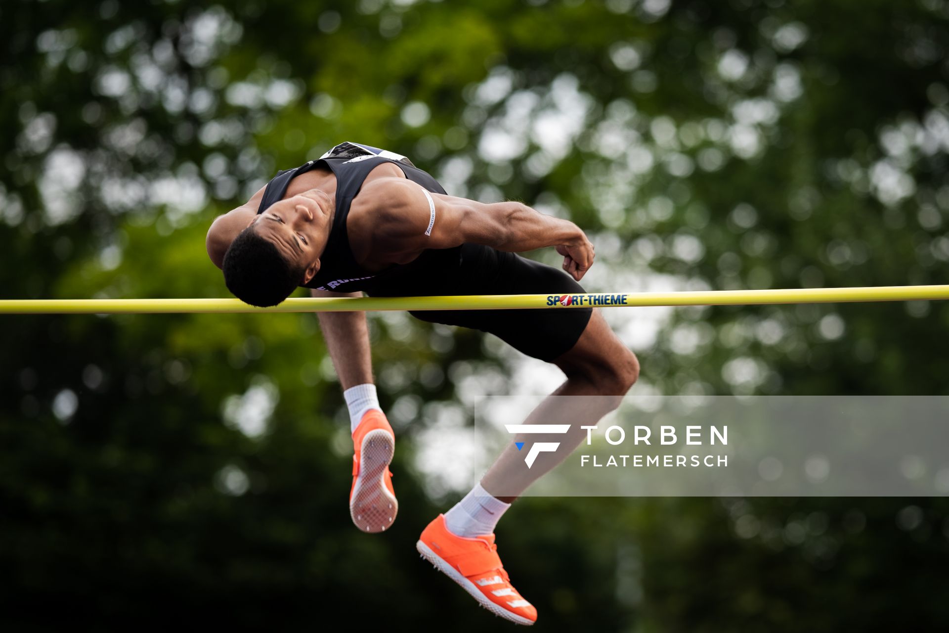 Malik Diakité (Hannover 96) beim Hochsprung am 21.08.2021 bei den Deutschen Meisterschaften Mehrkampf im Auestadion in Wesel (Tag 2)