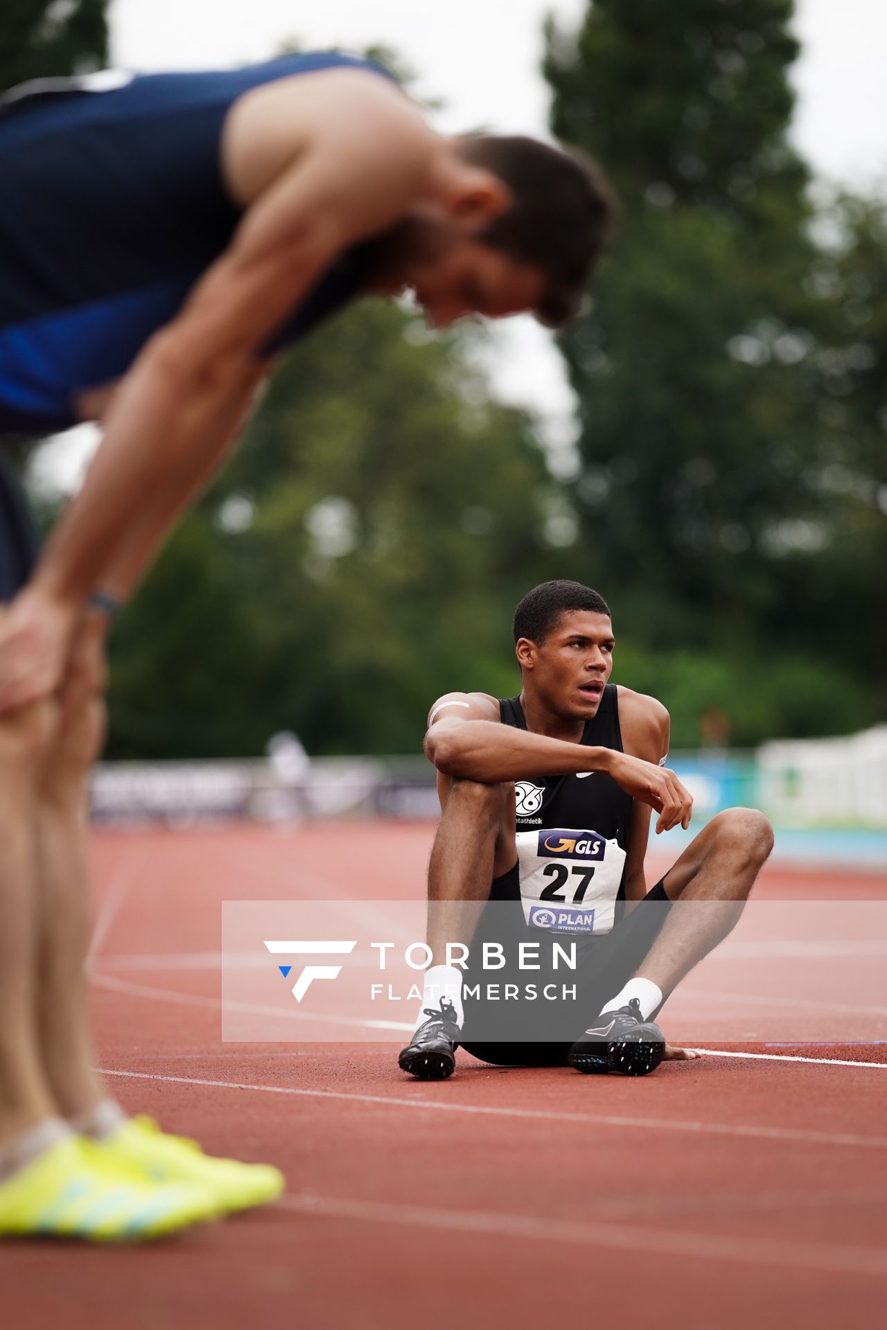 Malik Diakité (Hannover 96) nach den 400m am 21.08.2021 bei den Deutschen Meisterschaften Mehrkampf im Auestadion in Wesel (Tag 2)