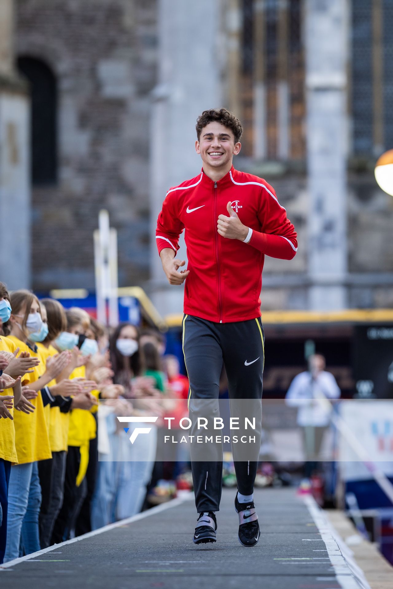 Luke Zenker (TSV Bayer 04 Leverkusen) am 22.09.2021 beim NetAachen-Domspringen 2021 auf dem Katschhof in Aachen