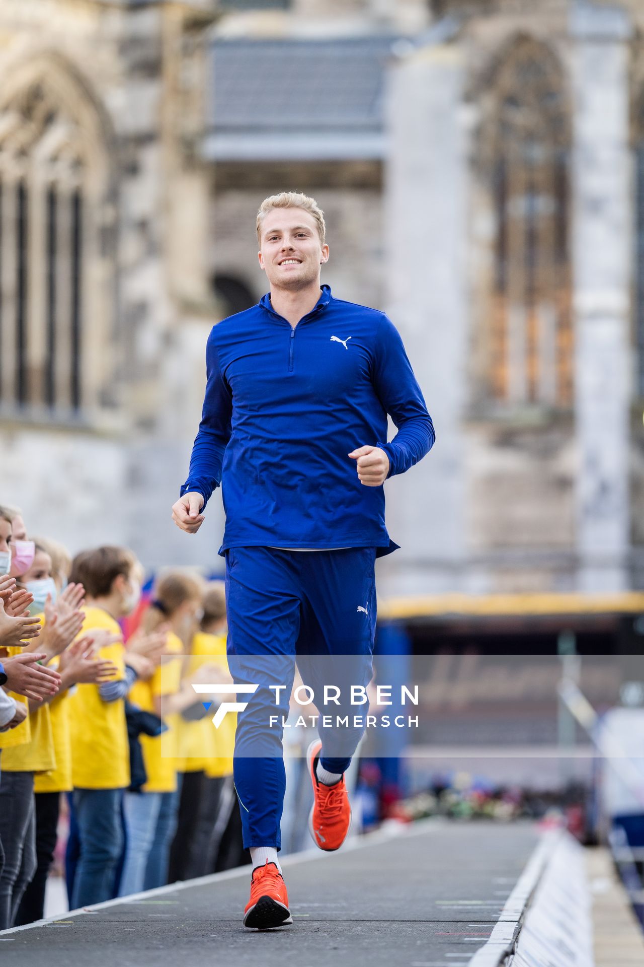 Ben Broeders (BEL) am 22.09.2021 beim NetAachen-Domspringen 2021 auf dem Katschhof in Aachen