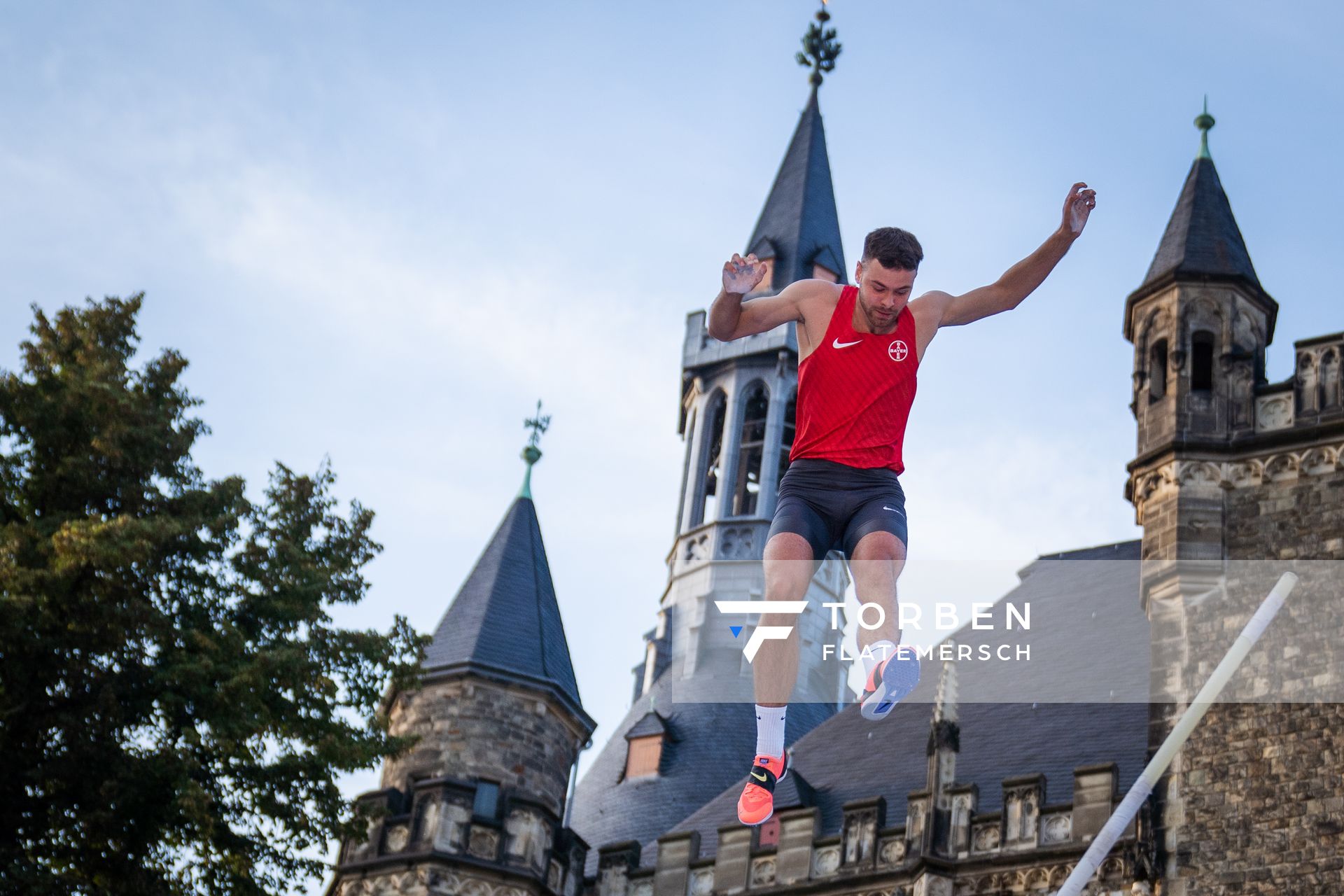 Phillip Kass (TSV Bayer 04 Leverkusen) am 22.09.2021 beim NetAachen-Domspringen 2021 auf dem Katschhof in Aachen