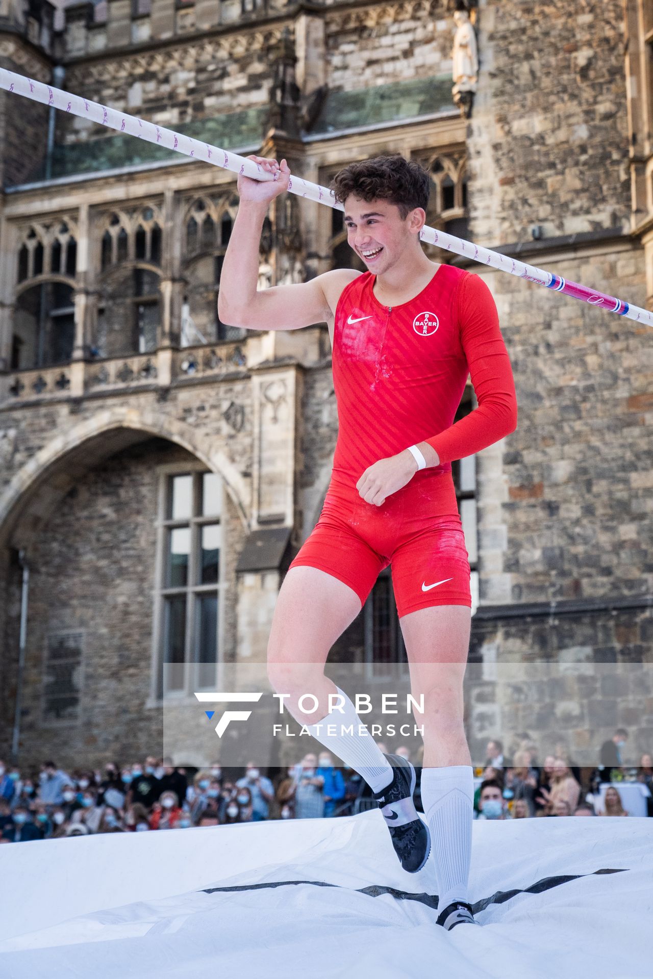 Luke Zenker (TSV Bayer 04 Leverkusen) am 22.09.2021 beim NetAachen-Domspringen 2021 auf dem Katschhof in Aachen