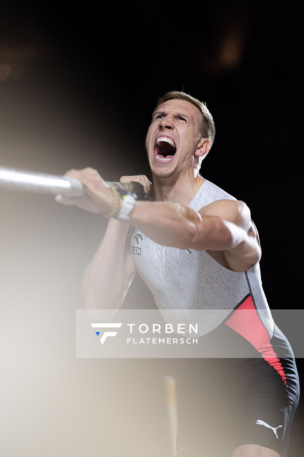 Piotr Lisek (POL) am 22.09.2021 beim NetAachen-Domspringen 2021 auf dem Katschhof in Aachen