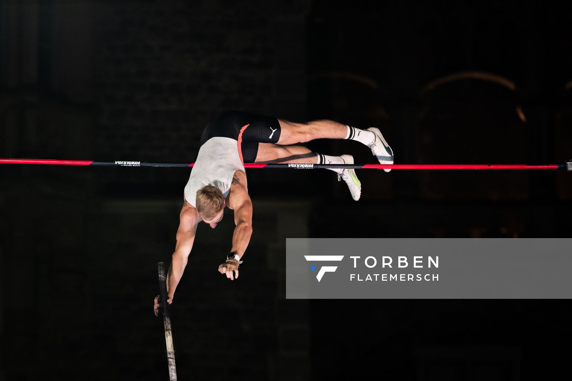 Piotr Lisek (POL) am 22.09.2021 beim NetAachen-Domspringen 2021 auf dem Katschhof in Aachen