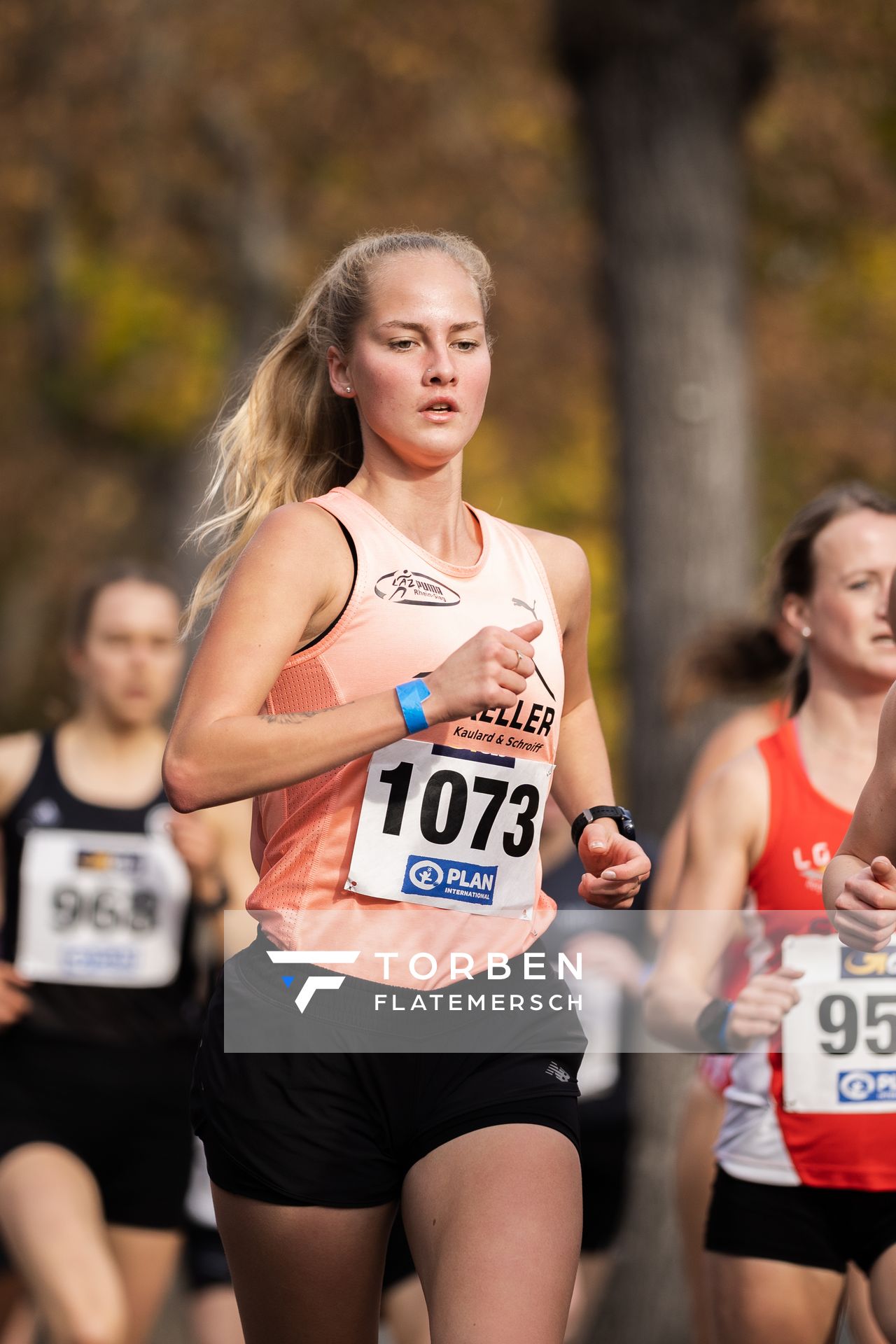 Sonja Vernikov (LAZ PUMA Rhein-Sieg) am 31.10.2021 waehrend der DM 10km Strasse in Uelzen