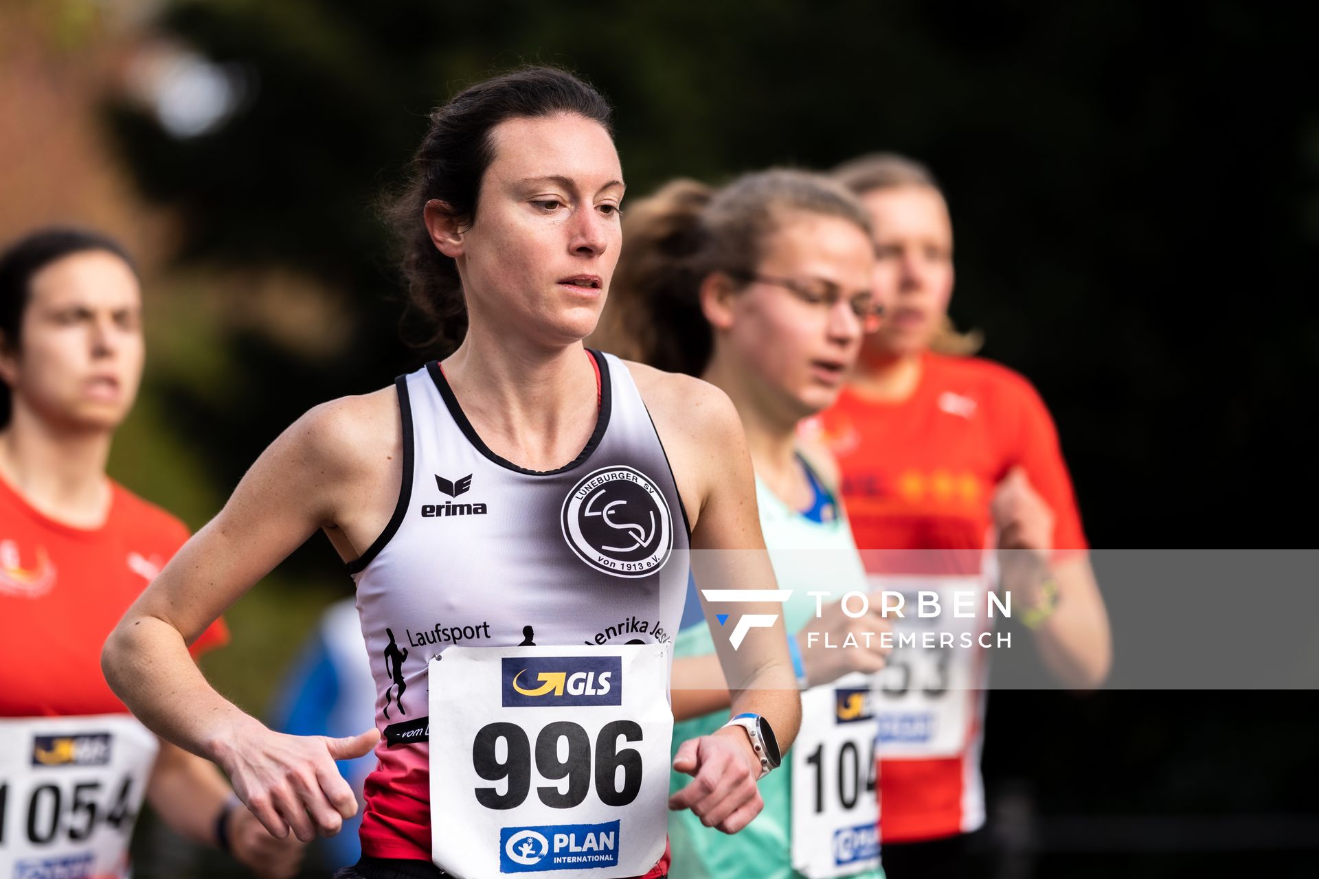 Lara Predki (Lueneburger SV) am 31.10.2021 waehrend der DM 10km Strasse in Uelzen