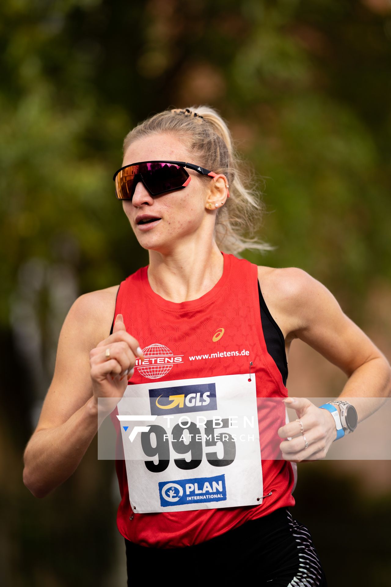 Kristina Hendel (LG Braunschweig) am 31.10.2021 waehrend der DM 10km Strasse in Uelzen