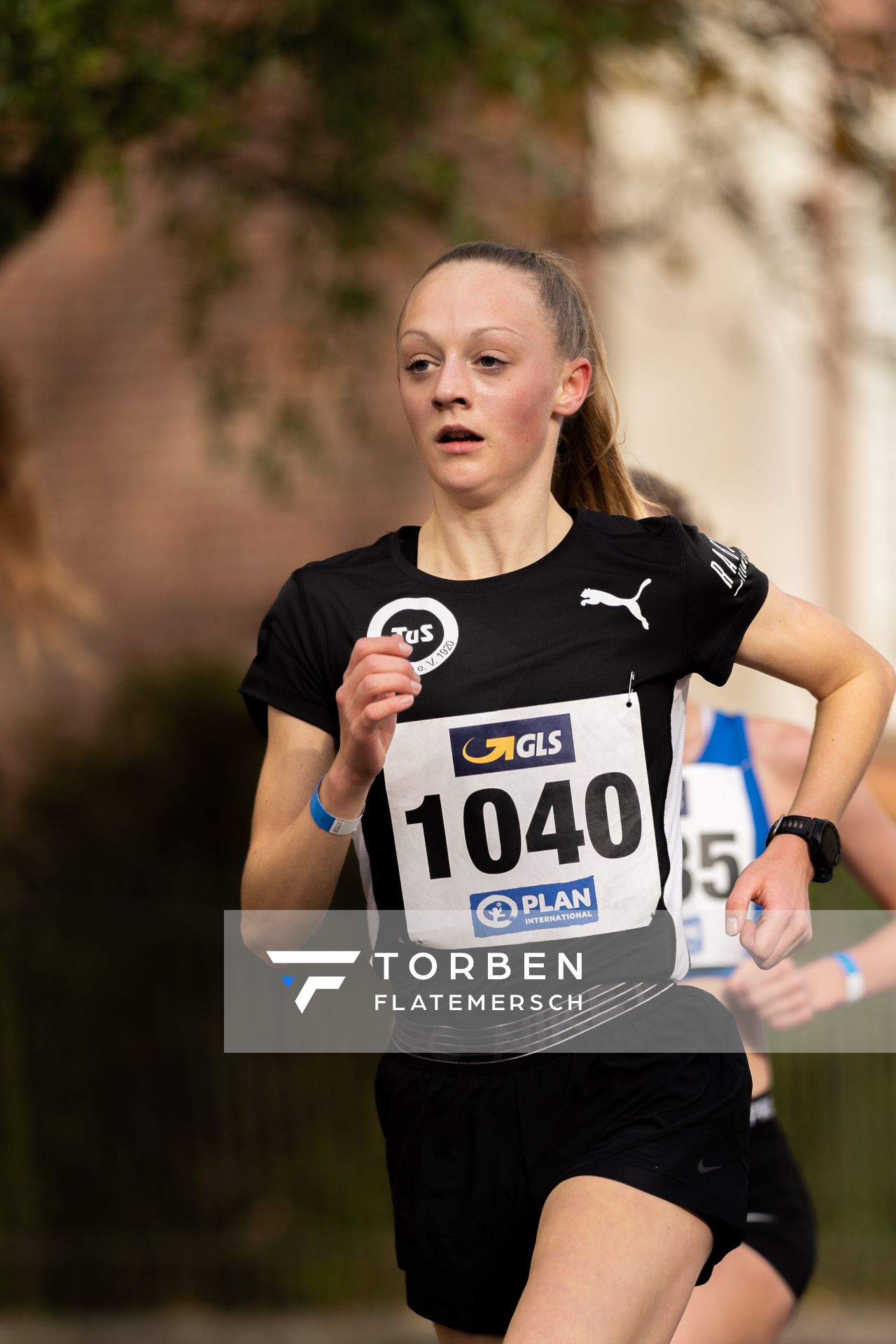 Nele Heymann (TuS Haren) am 31.10.2021 waehrend der DM 10km Strasse in Uelzen